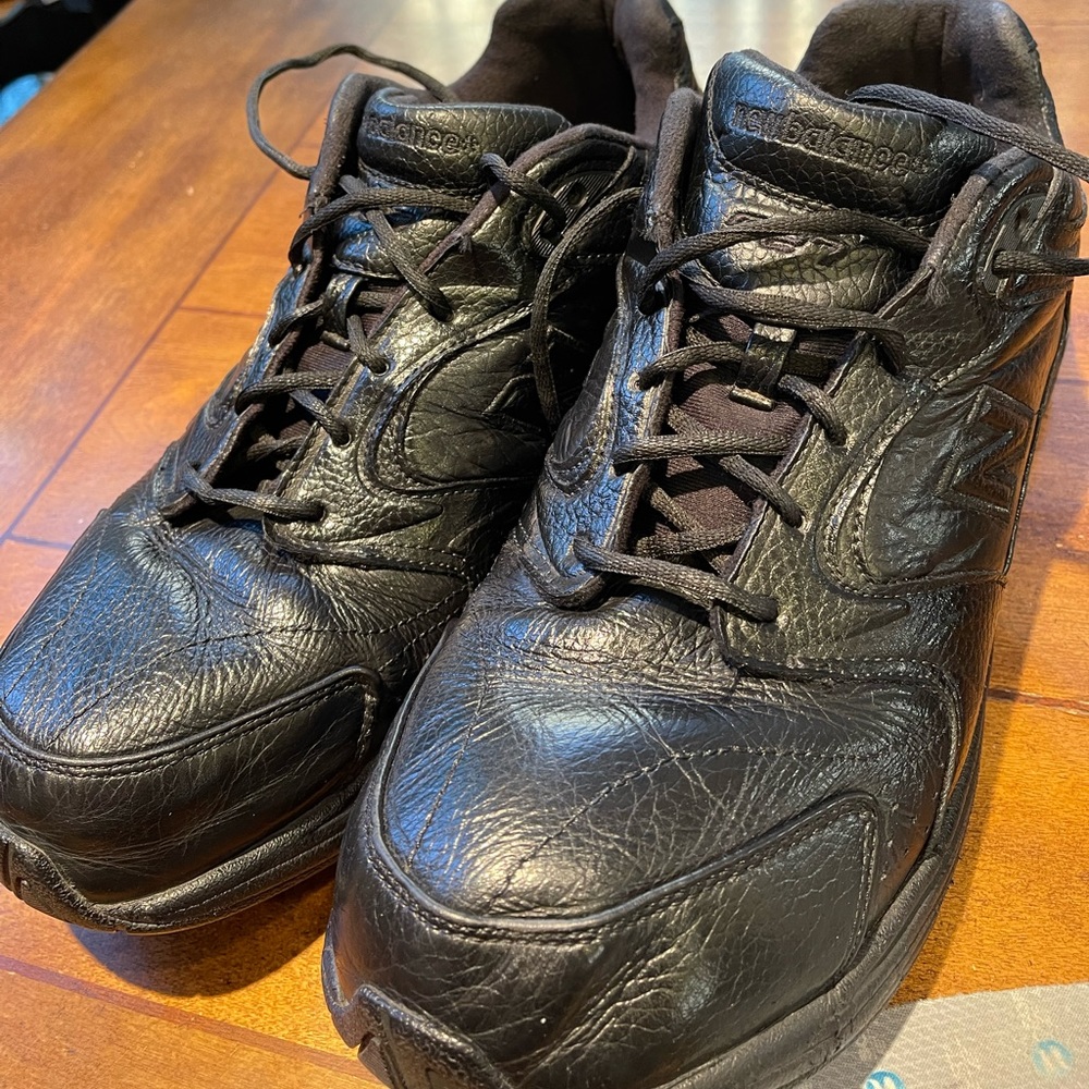 NEW BALANCE 927 BLACK LEATHER CROSS-TRAINERS Size 13 4E Great Condition $12